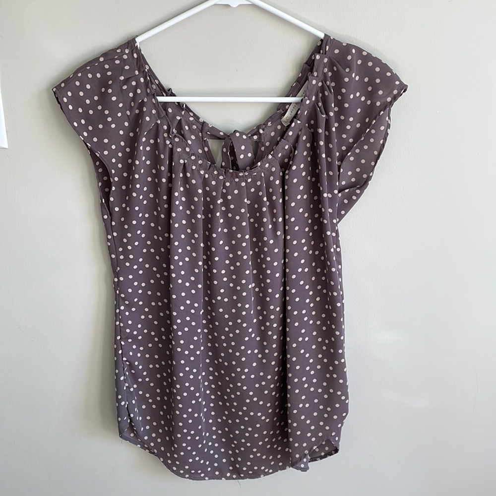 Lauren Conrad grey blouse with cream dots size xs